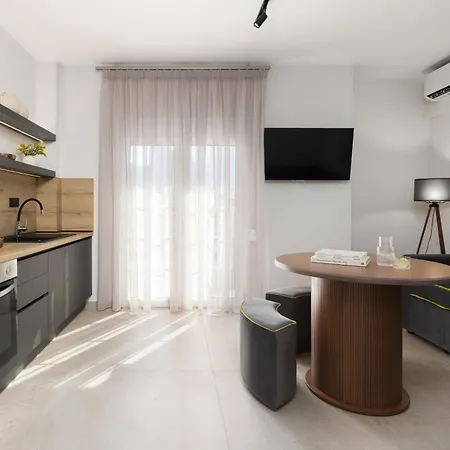 Meteoron Aparthotel 4*